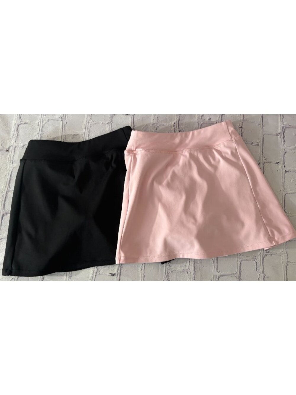 2 Stelle Girls Skorts with Pockets - SIZE Small